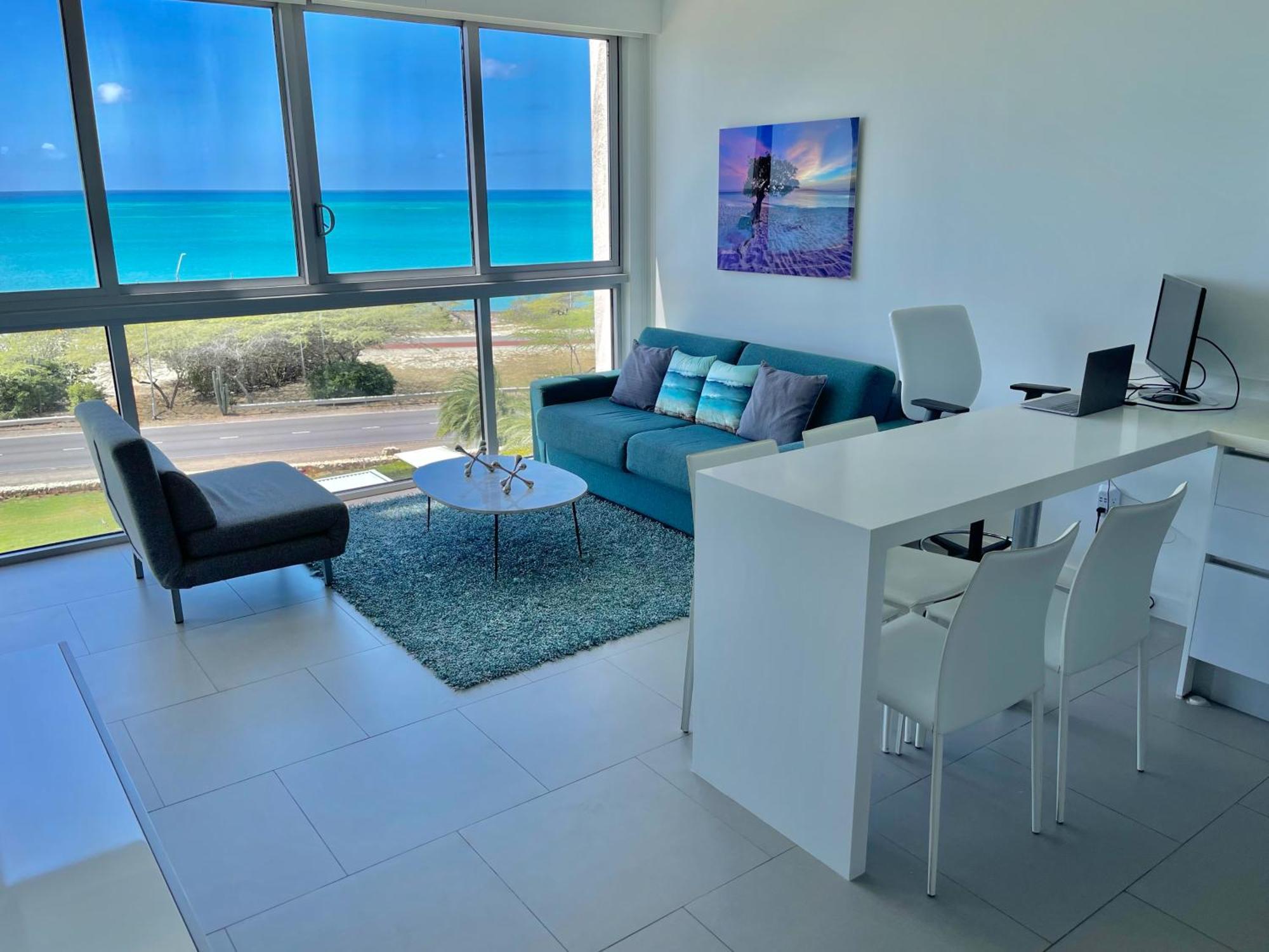 Azure Beach Residences Palm Beach Exterior photo